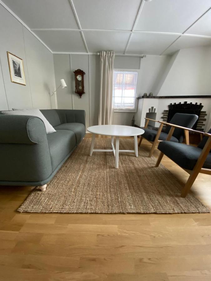 Familienferien Im Chalet Baergli 坎德施泰格 外观 照片